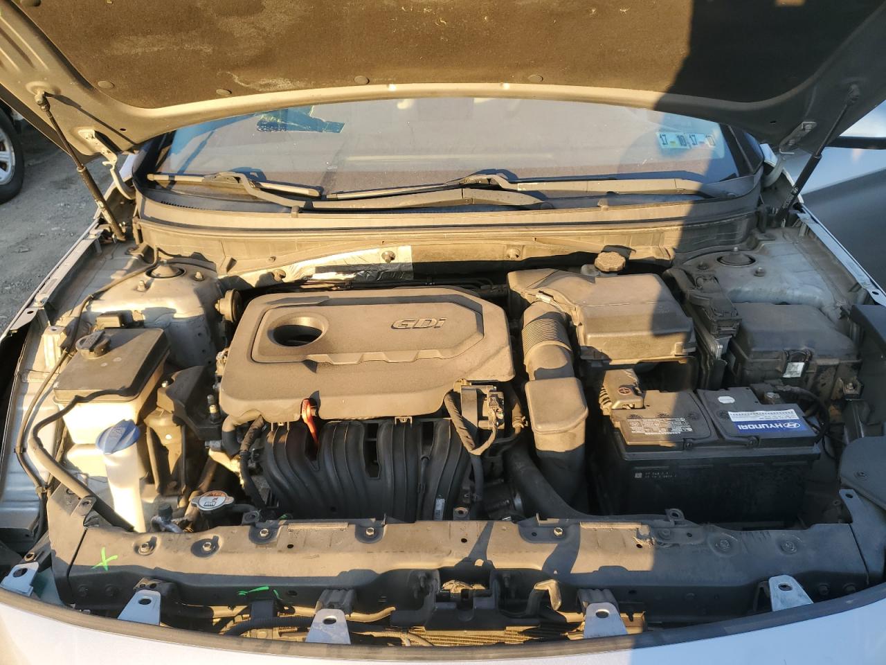 2015 Hyundai Sonata - Image 11