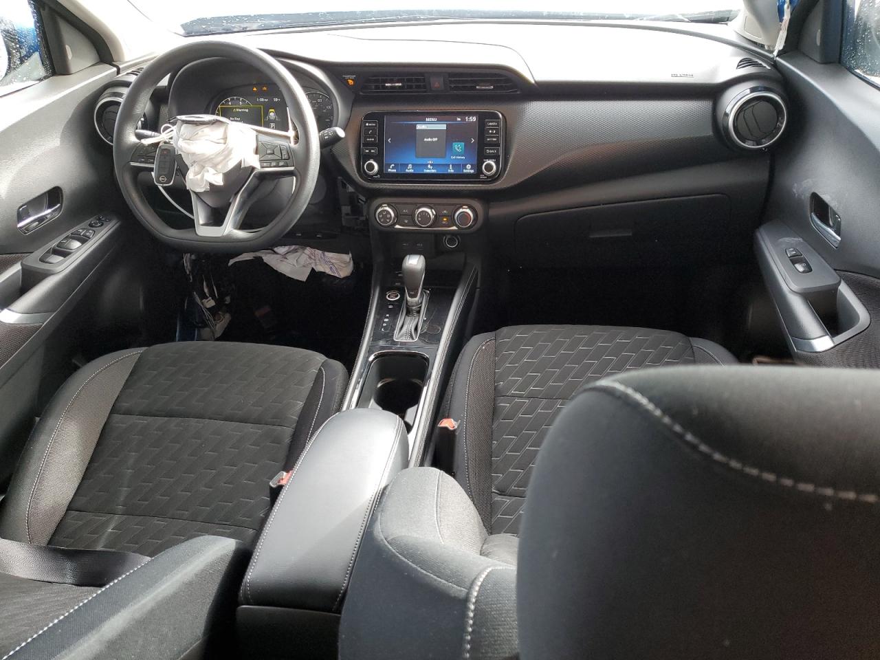 2024 Nissan Kicks - Image 8