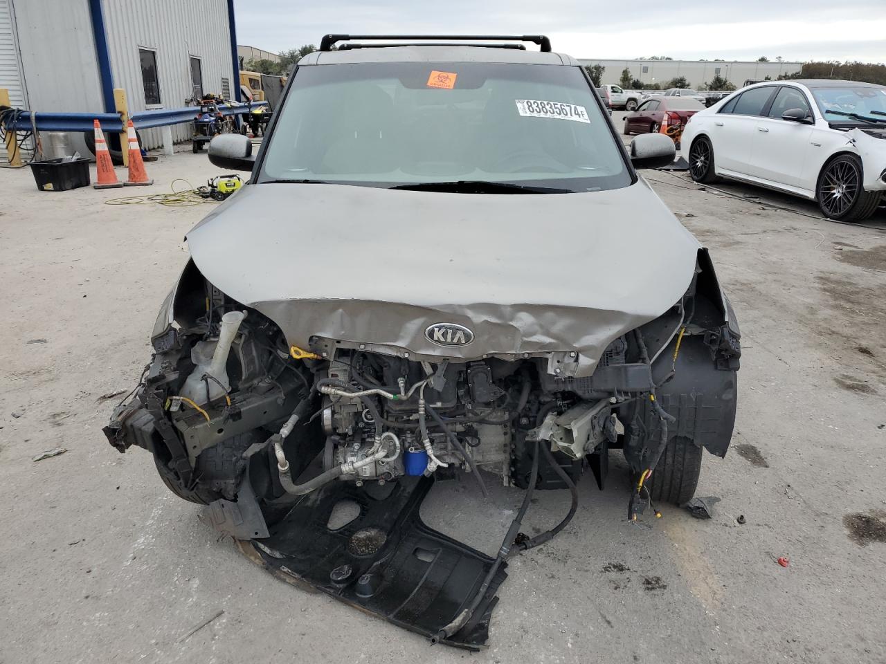 VIN KNDJN2A29F7235899 2015 KIA SOUL no.5