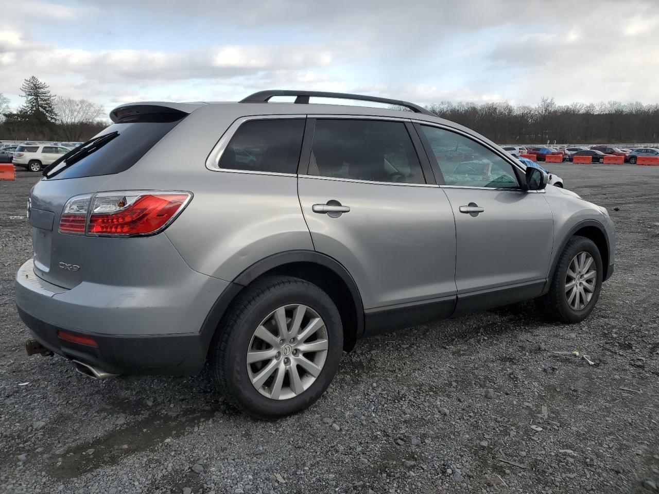 2010 Mazda CX-9 - Image 3