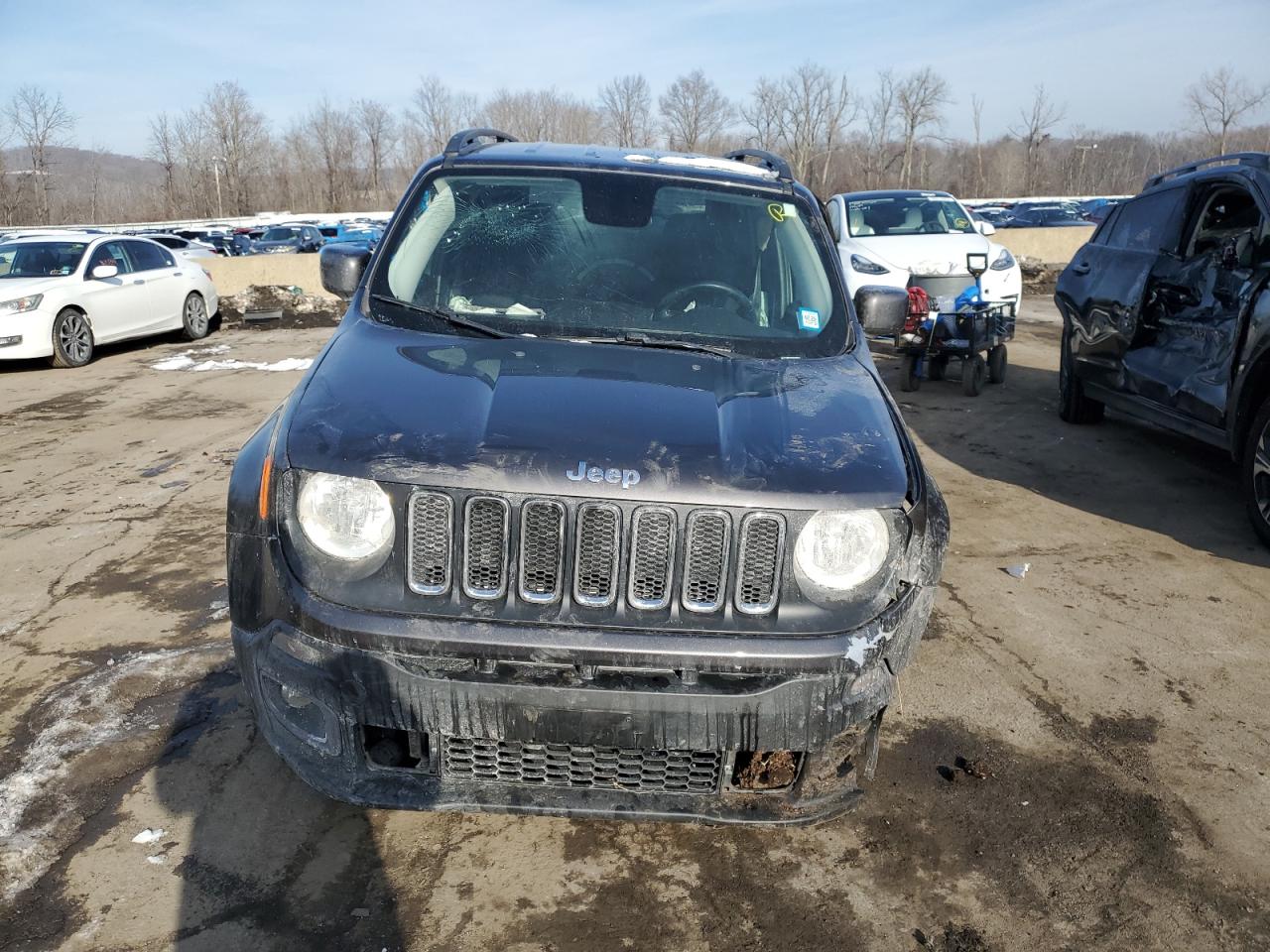 2016 Jeep Renegade - Image 5