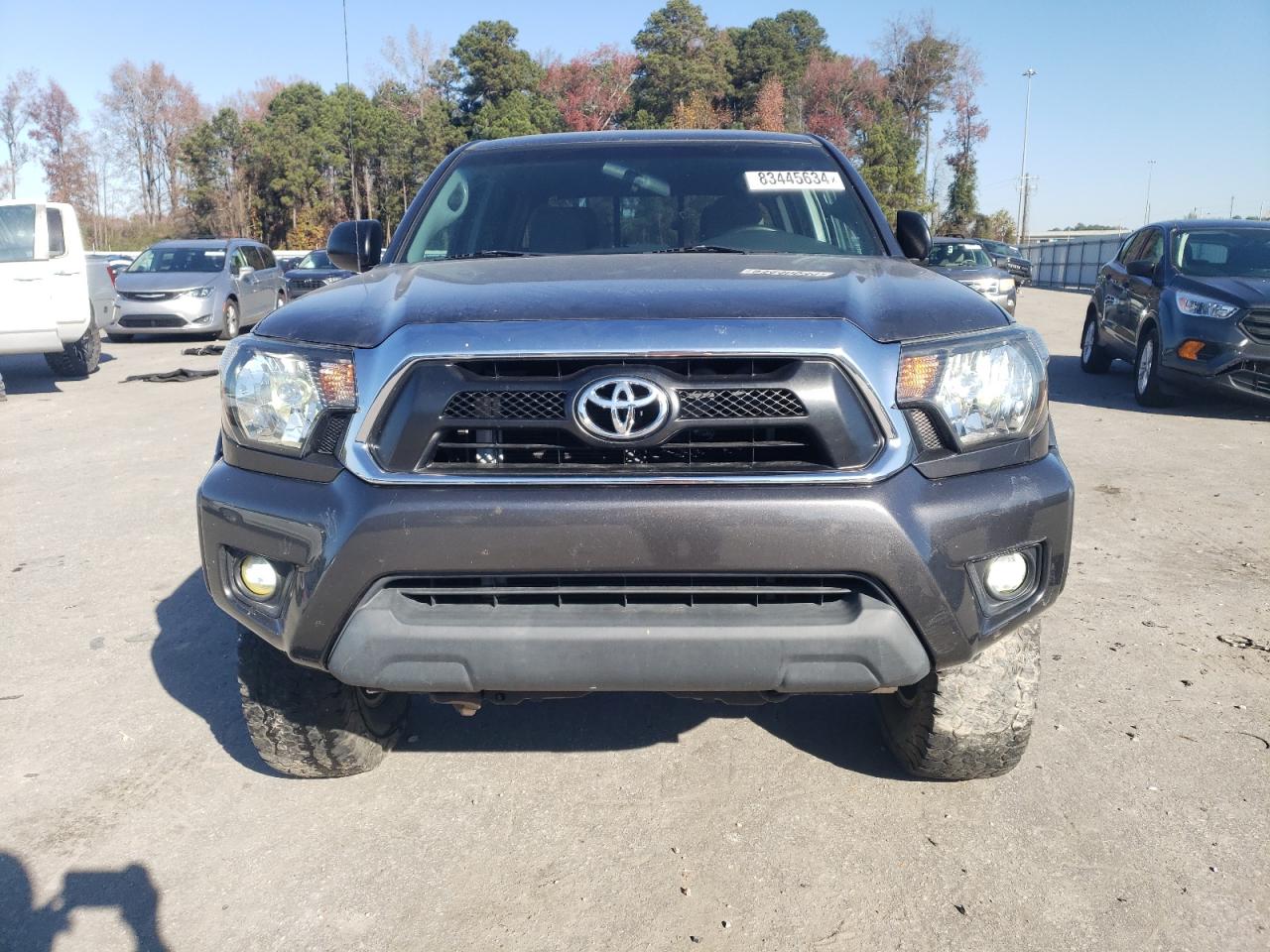 2014 Toyota Tacoma - Image 5