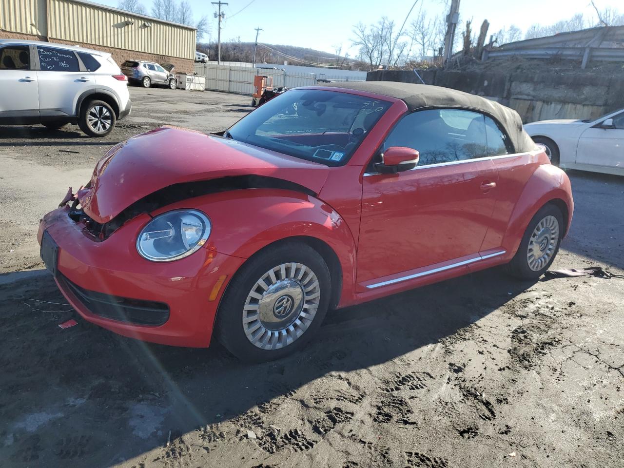 VIN 3VW517AT7GM809987 2016 VOLKSWAGEN BEETLE no.1