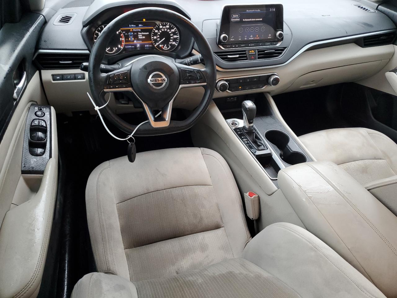 2019 Nissan Altima - Image 8