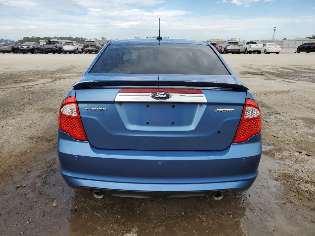 2010 Ford Fusion - Image 6