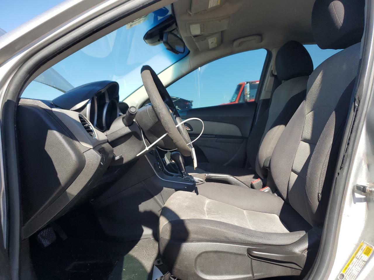 2013 Chevrolet Cruze - Image 7