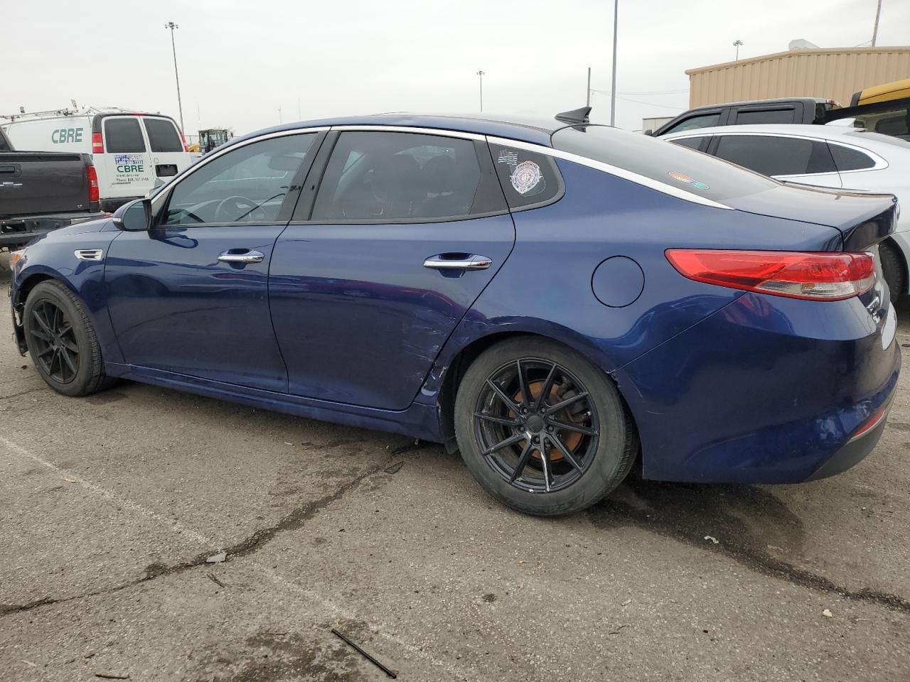 2017 Kia Optima - Image 2