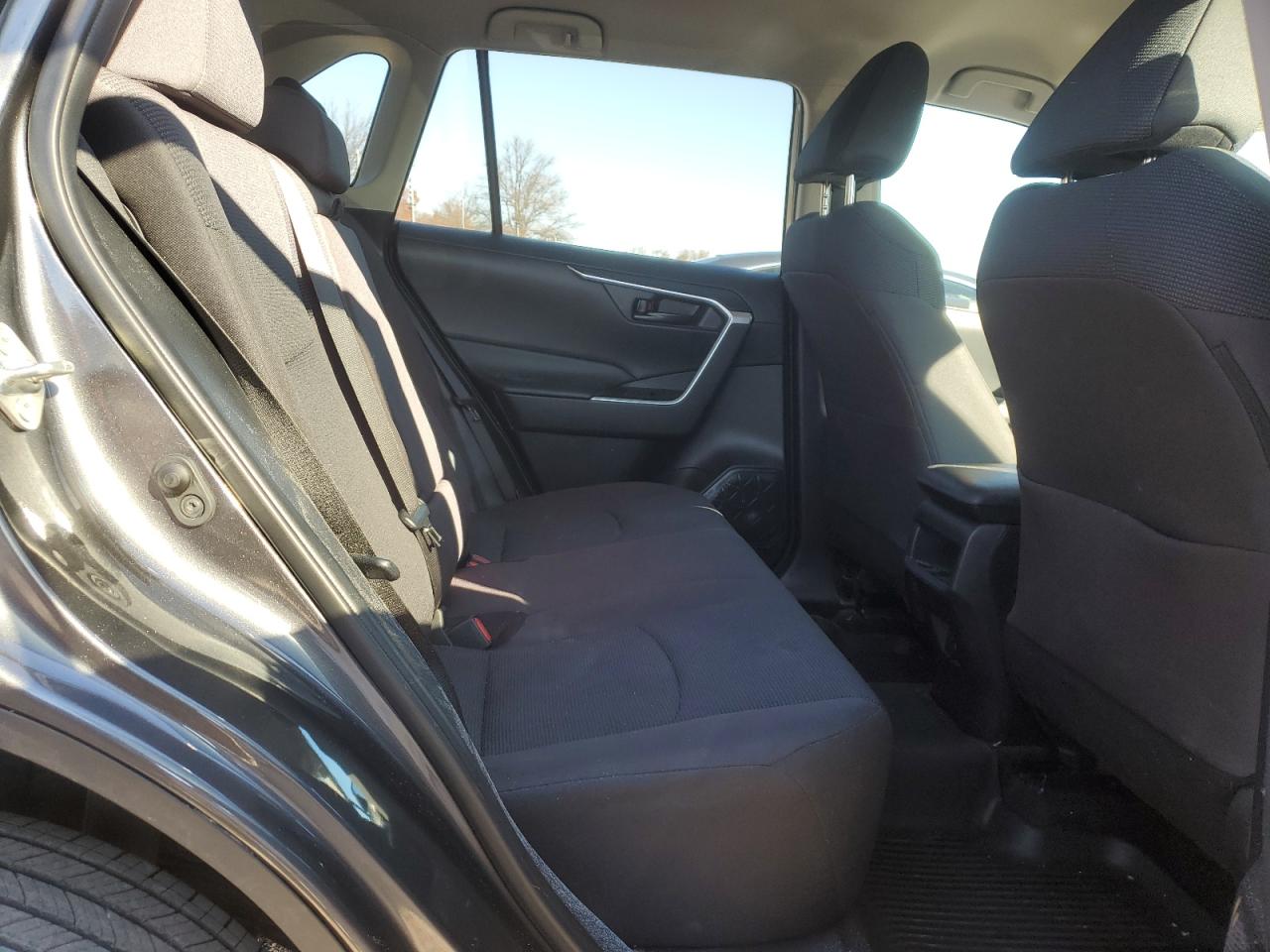 2021 Toyota RAV 4 - Image 11