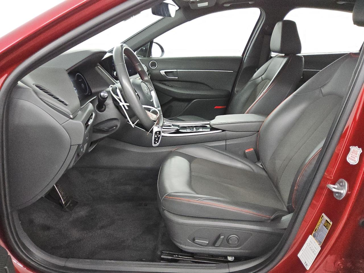 2023 Hyundai Sonata - Image 7