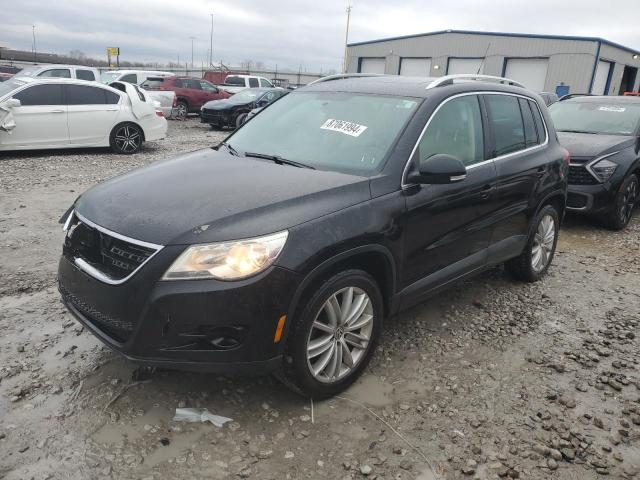 2011 Volkswagen Tiguan S na sprzedaż w Cahokia Heights, IL - Front End