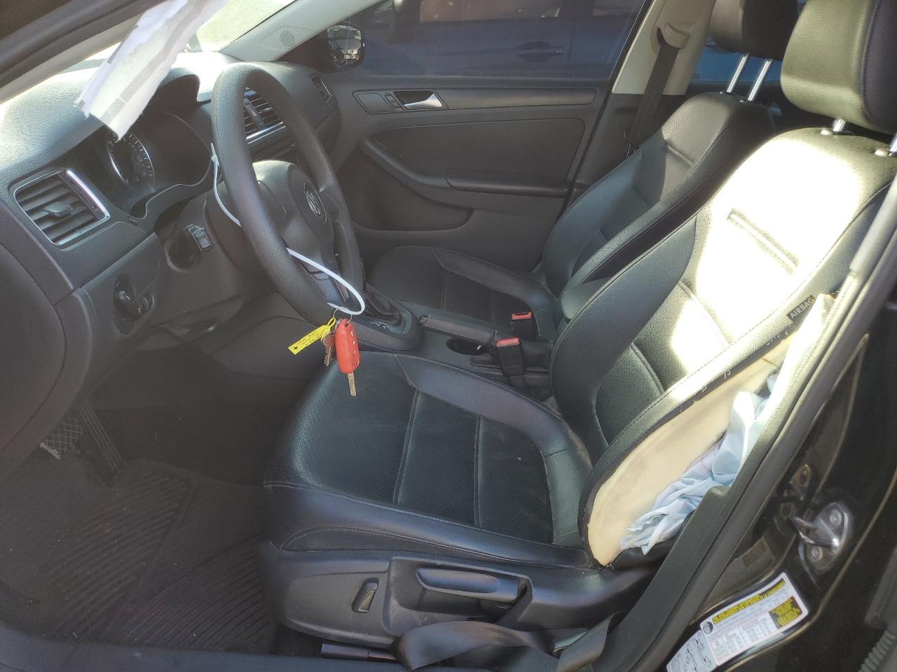 2014 Volkswagen Jetta - Image 7