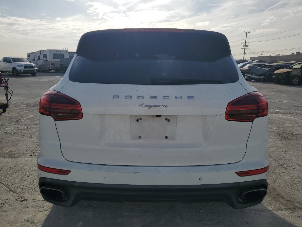 2017 Porsche Cayenne - Image 6