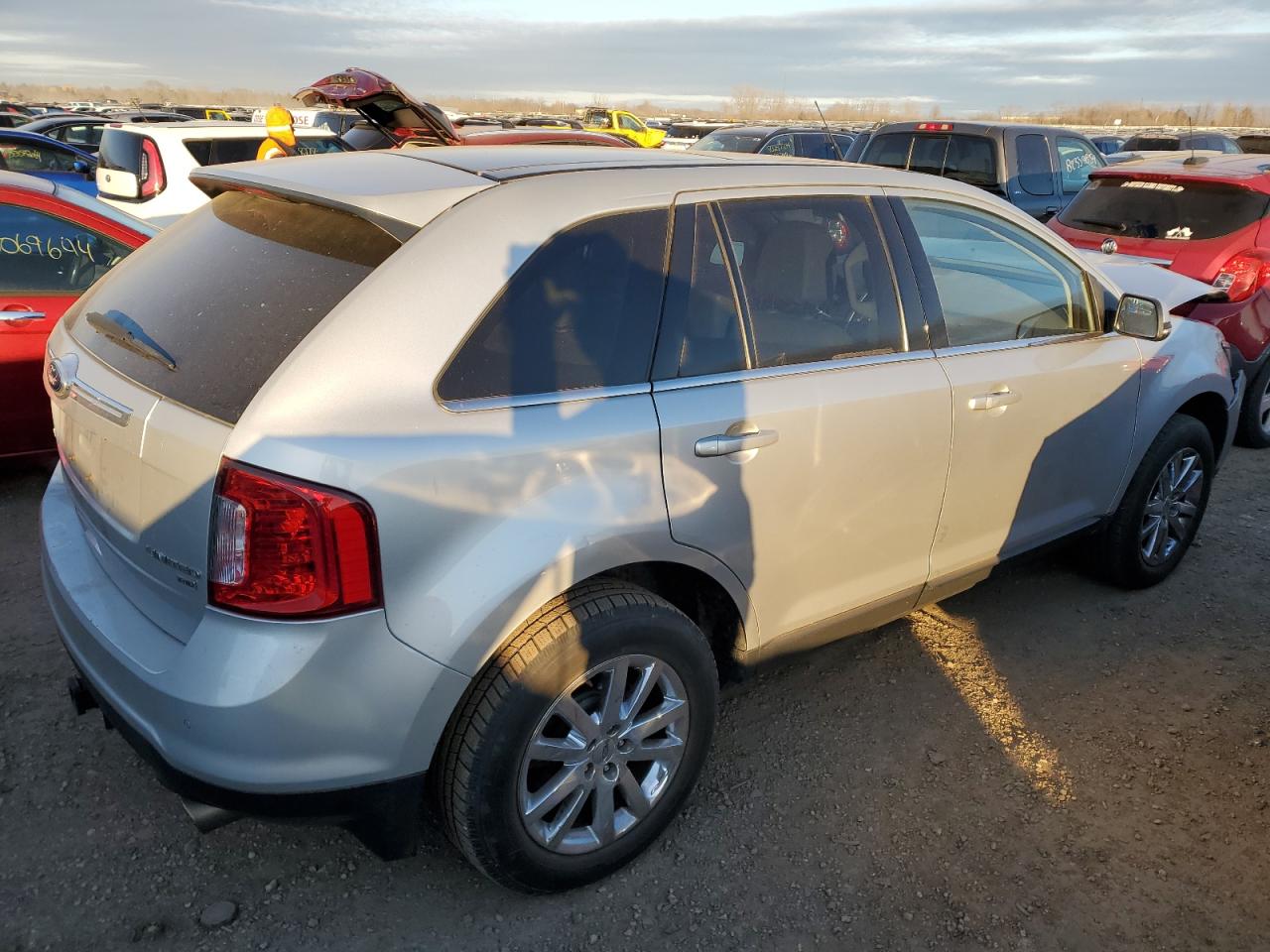 VIN 2FMDK4KC8DBC44893 2013 FORD EDGE no.3