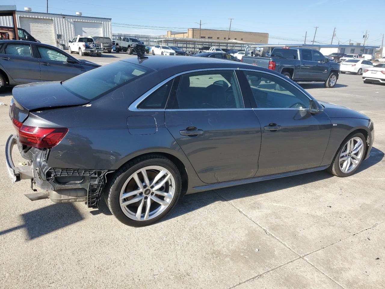 VIN WAUEAAF48NN015341 2022 AUDI A4 no.3