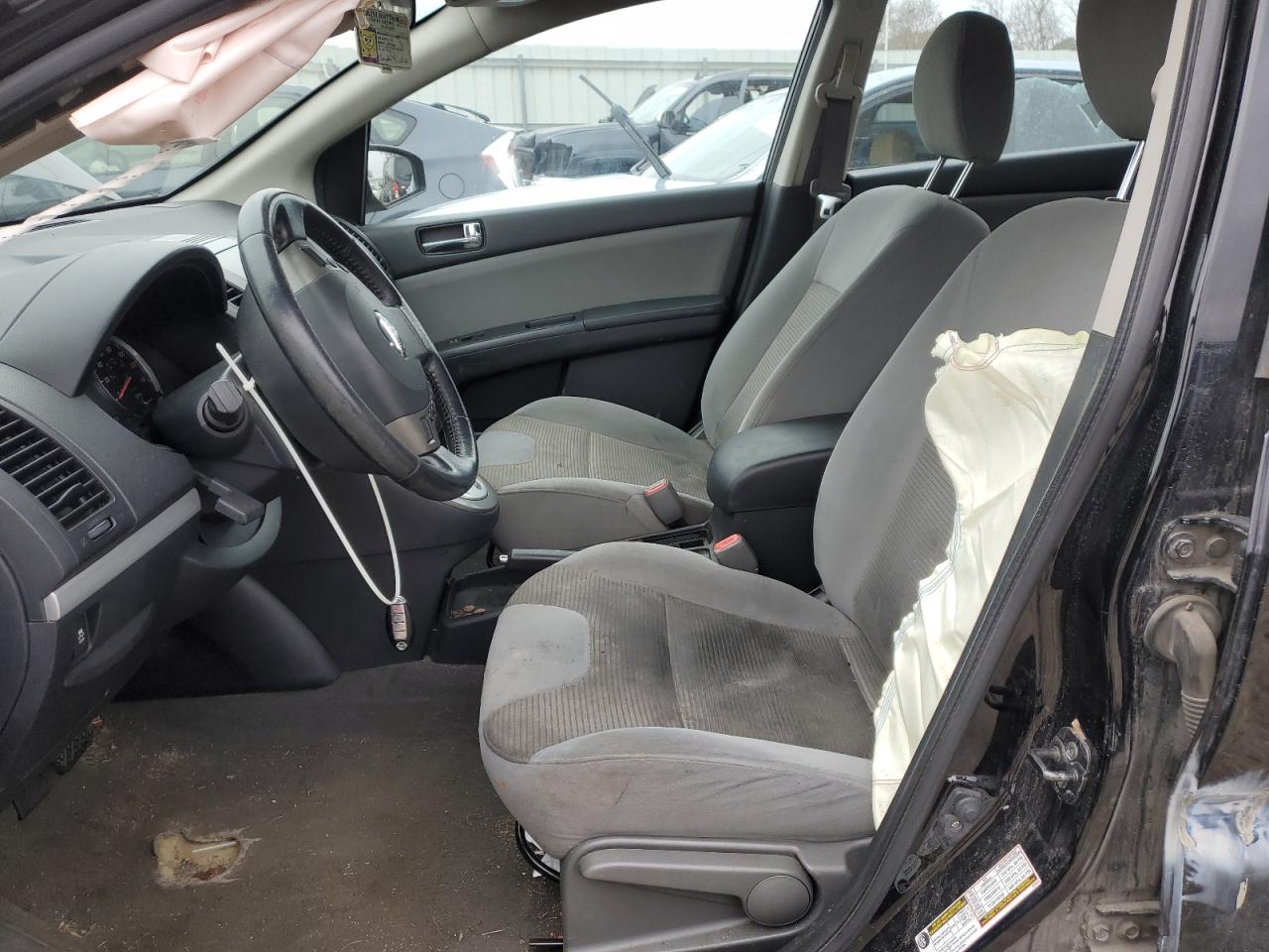 2012 Nissan Sentra - Image 7