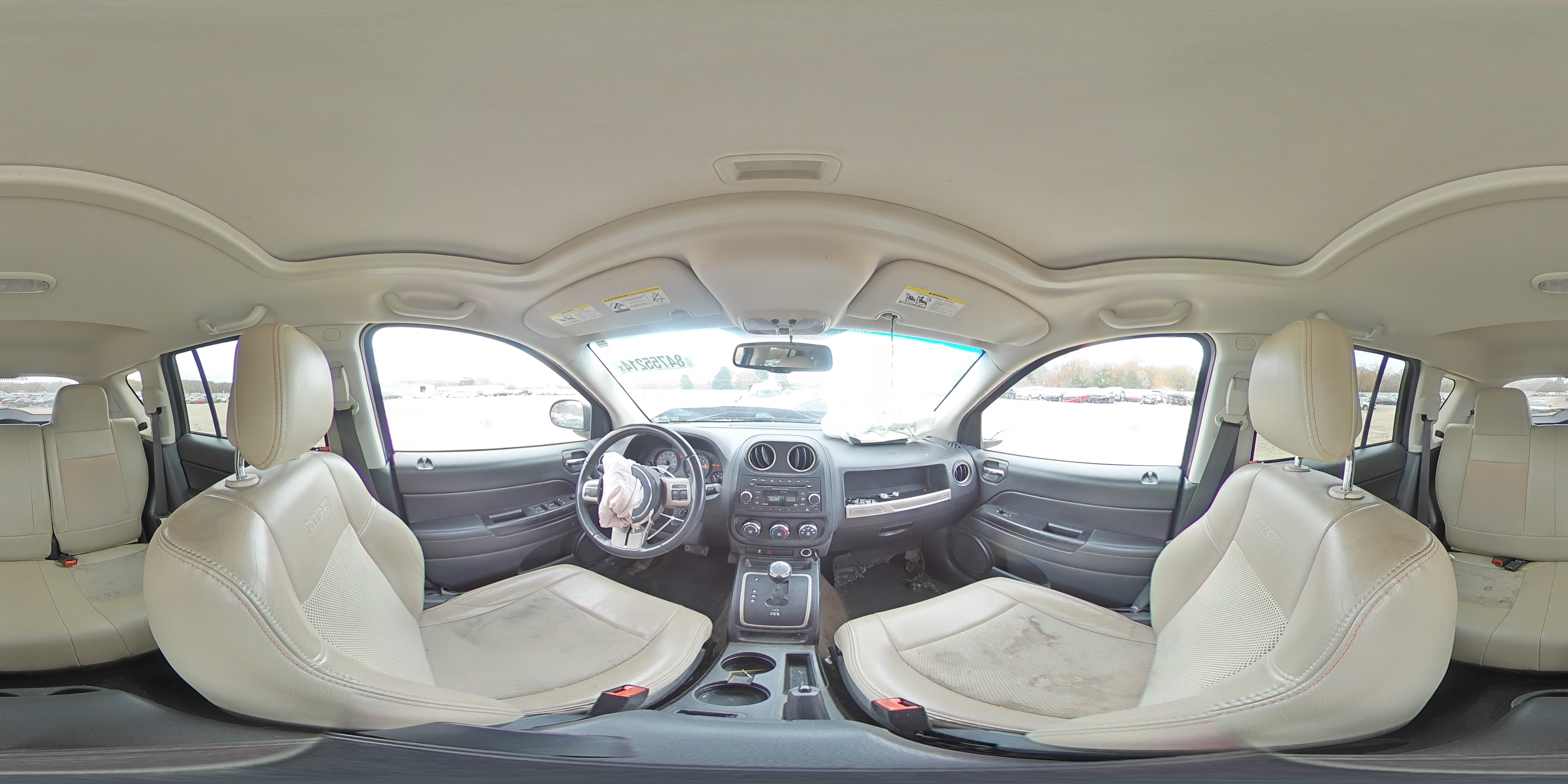 2017 Jeep Compass - Image 13