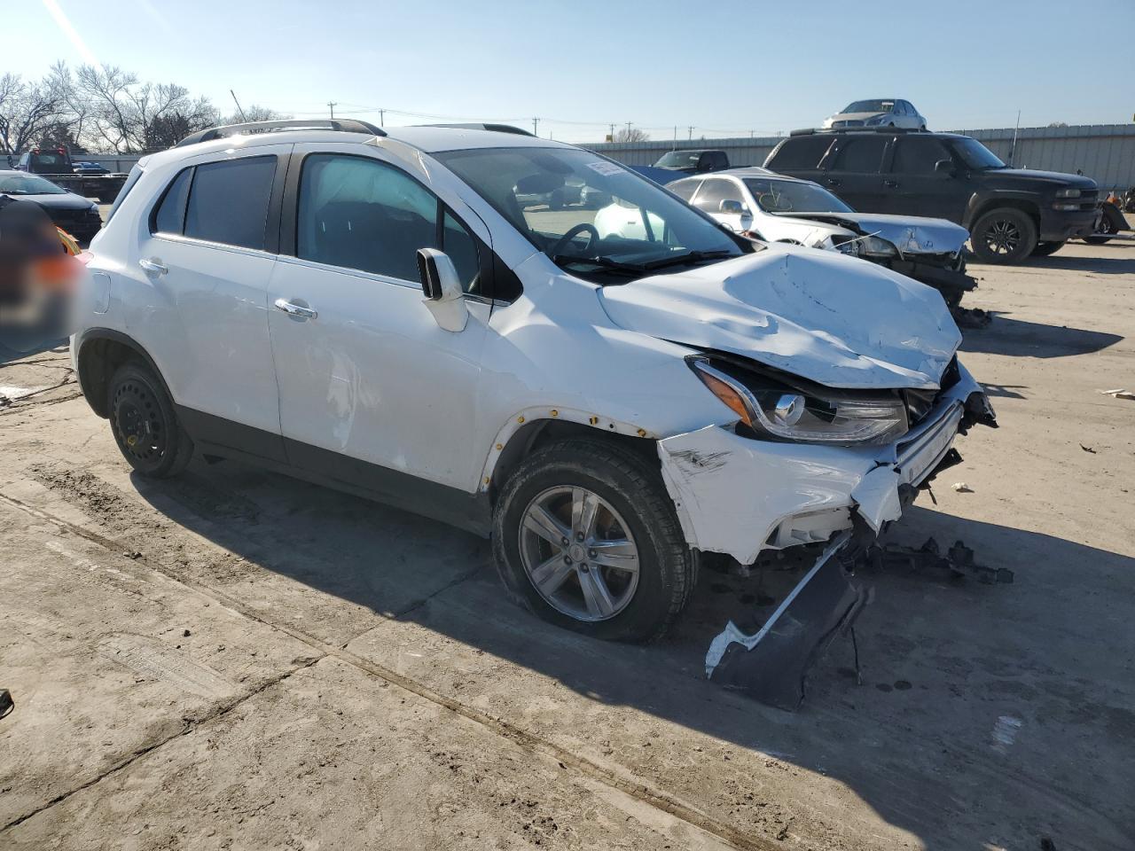 VIN KL7CJLSB1LB014599 2020 CHEVROLET TRAX no.4