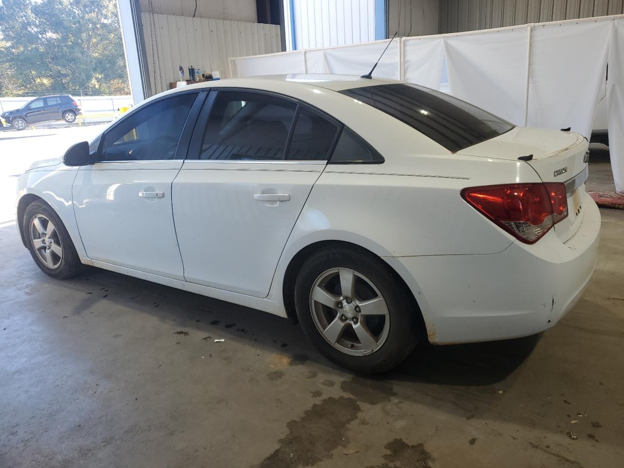 2014 Chevrolet Cruze - Image 2