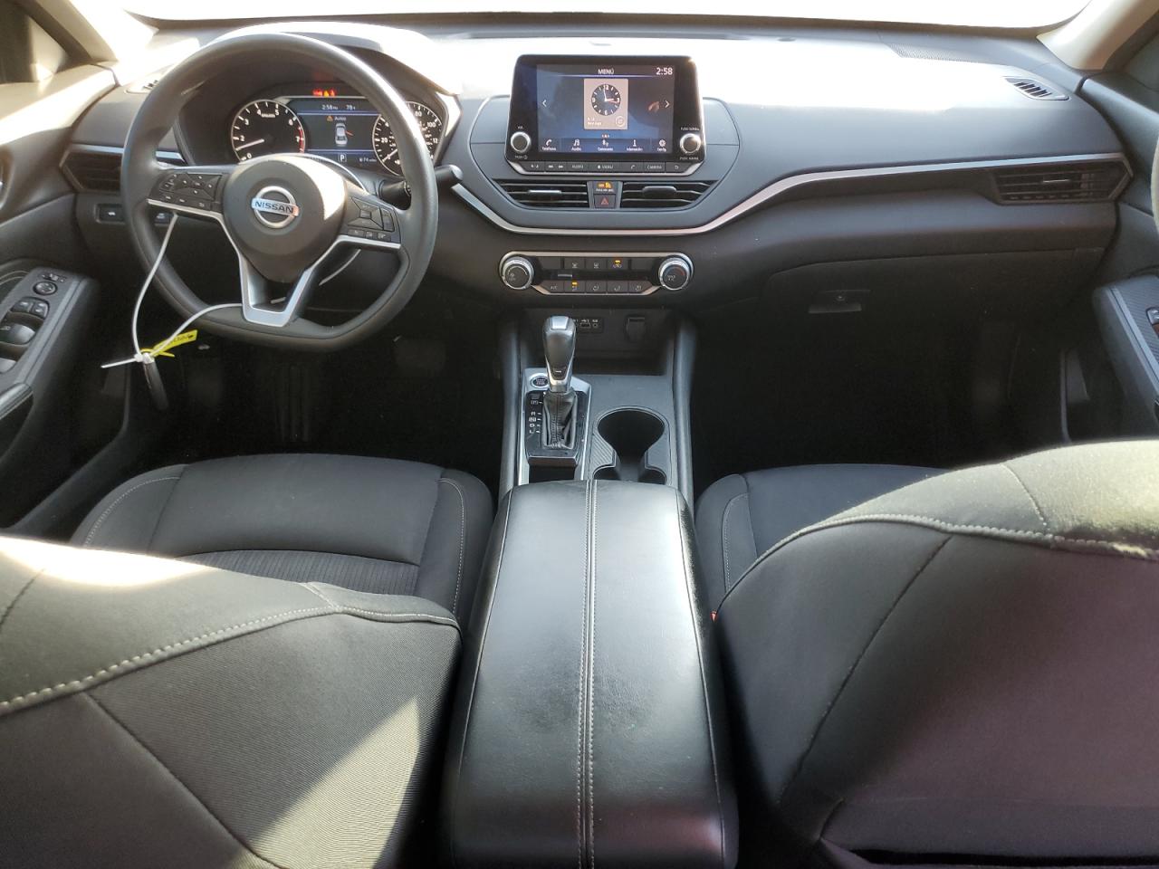 2019 Nissan Altima - Image 8