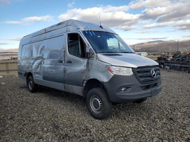  MERCEDES-BENZ SPRINTER 2023 Серебристый