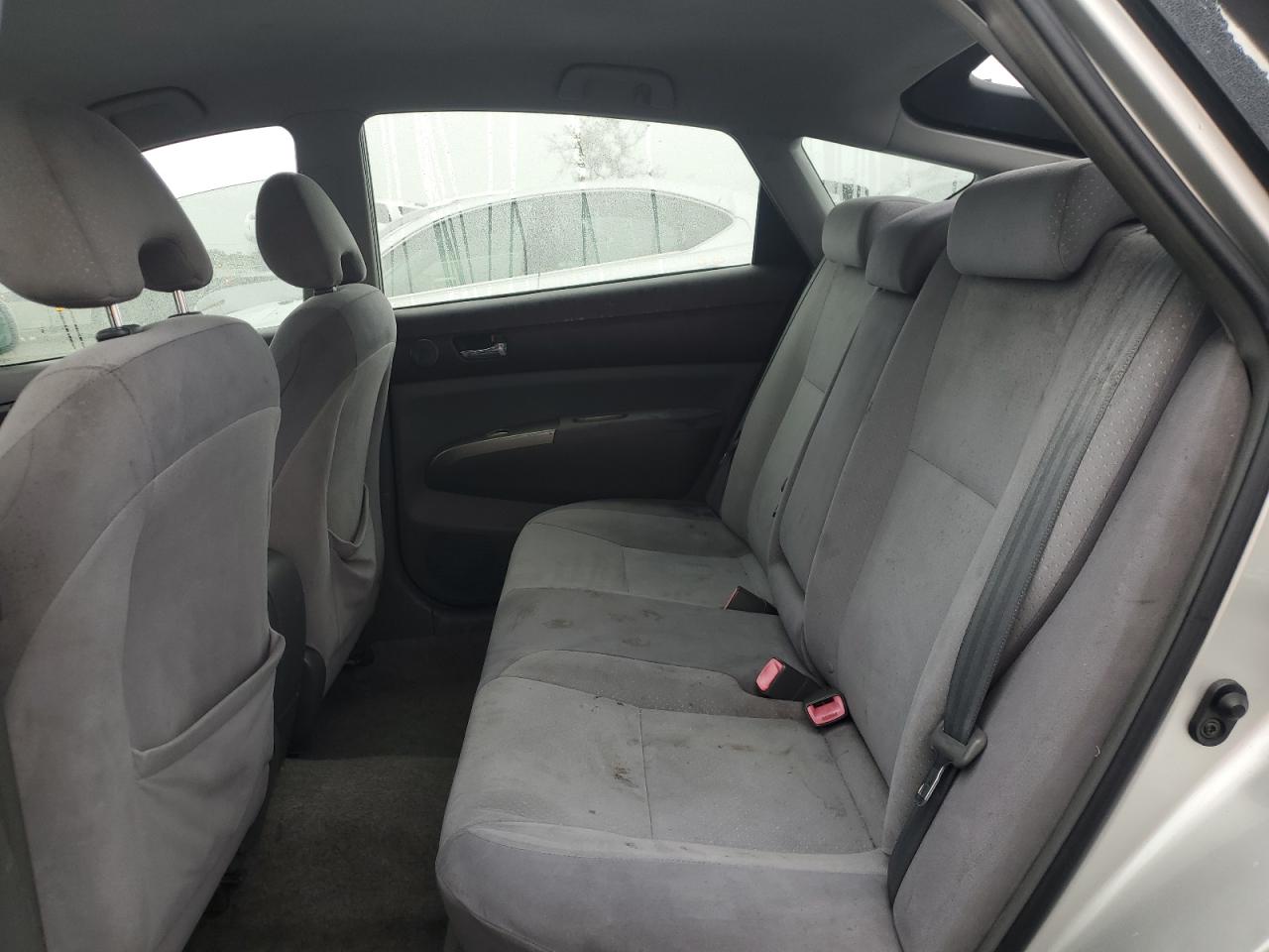 2005 Toyota Prius - Image 10