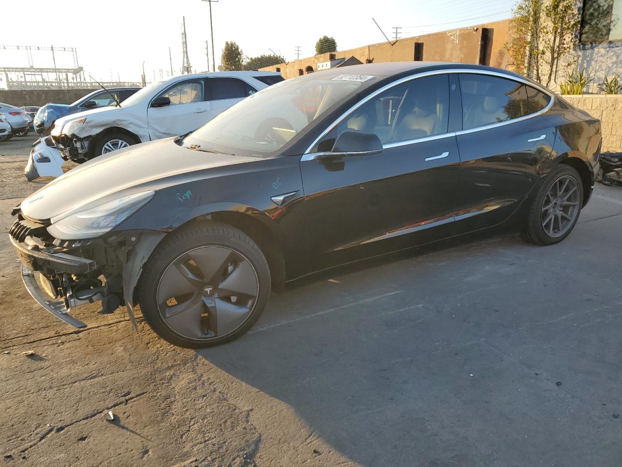 VIN 5YJ3E1EA8KF306096 2019 TESLA MODEL 3 no.1