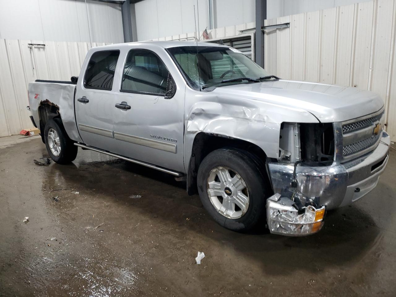 2012 Chevrolet Silverado - Image 4