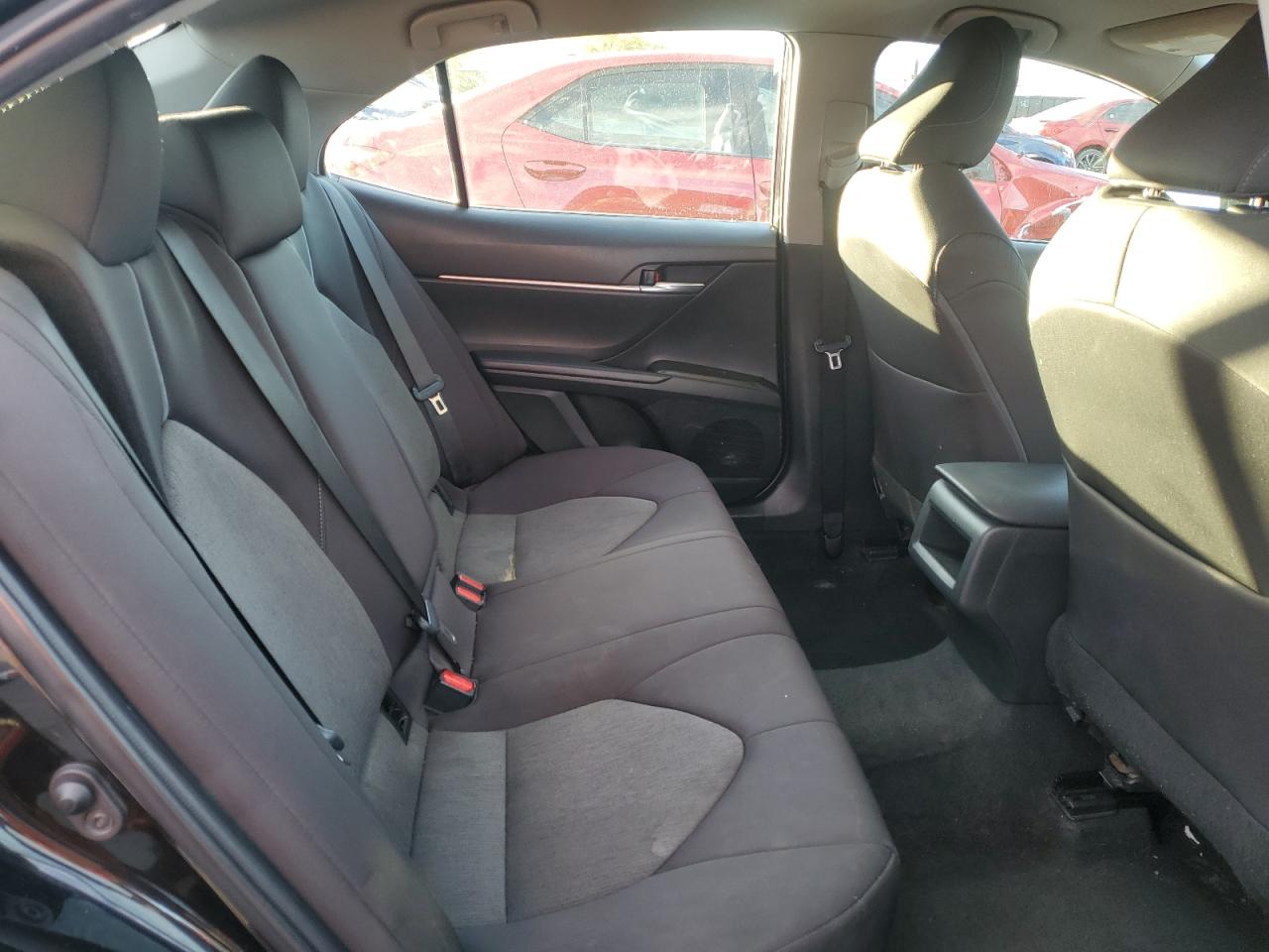 2021 Toyota Camry - Image 10