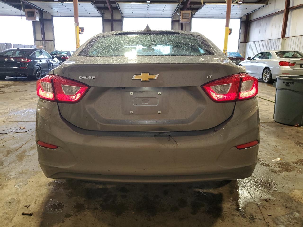 VIN 1G1BE5SM2K7133935 2019 CHEVROLET CRUZE no.6