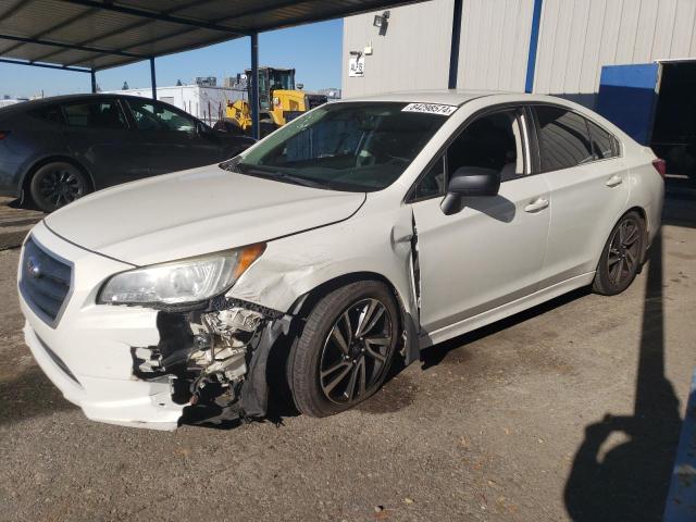  SUBARU LEGACY 2015 Білий