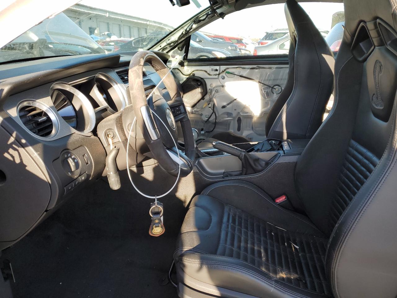 2013 Ford Mustang - Image 7