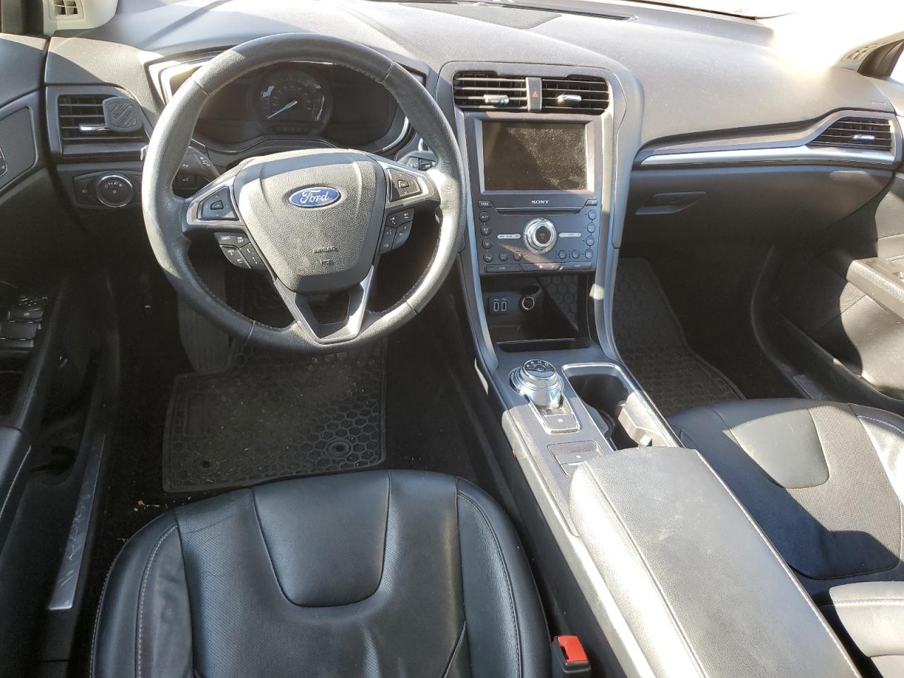2019 Ford Fusion - Image 8