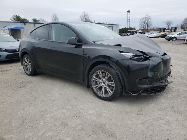  TESLA MODEL Y 2023 Черный