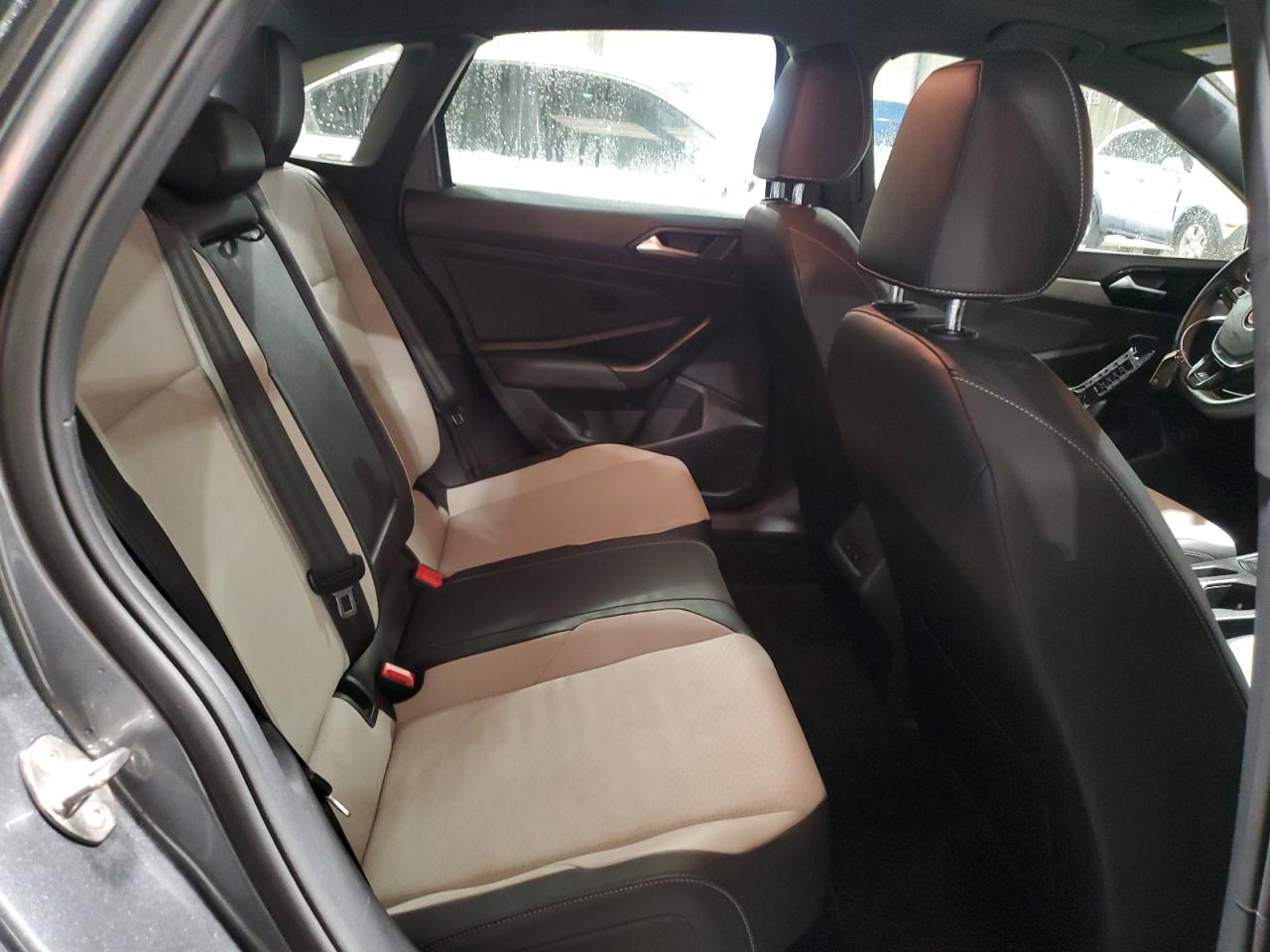 2021 Volkswagen Jetta - Image 10