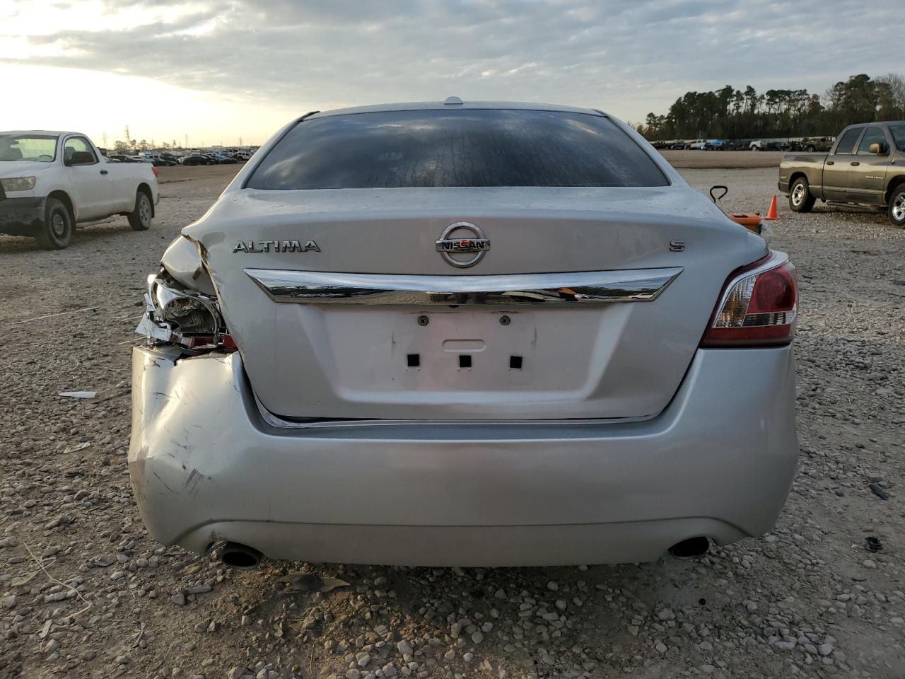 VIN 1N4AL3AP2FN345525 2015 NISSAN ALTIMA no.6