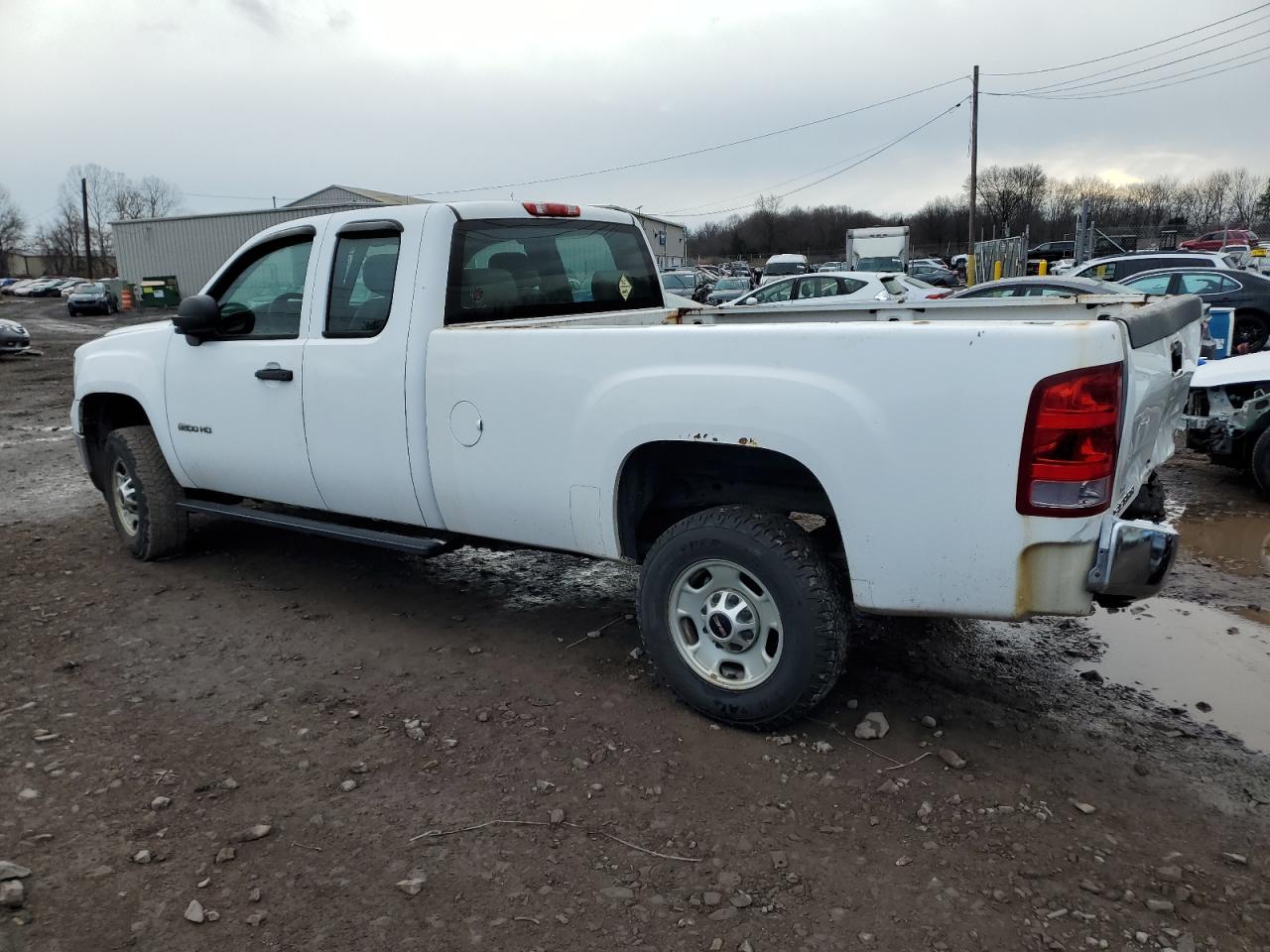 2011 GMC Sierra - Image 2