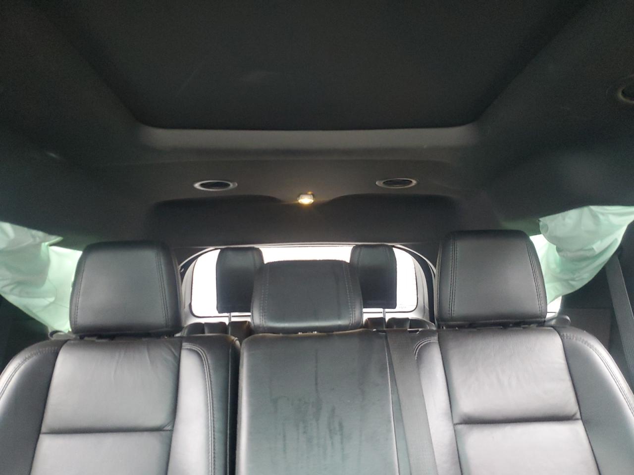 2014 Ford Explorer - Image 10