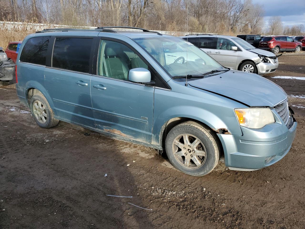 2008 Chrysler Town & Country - Image 4