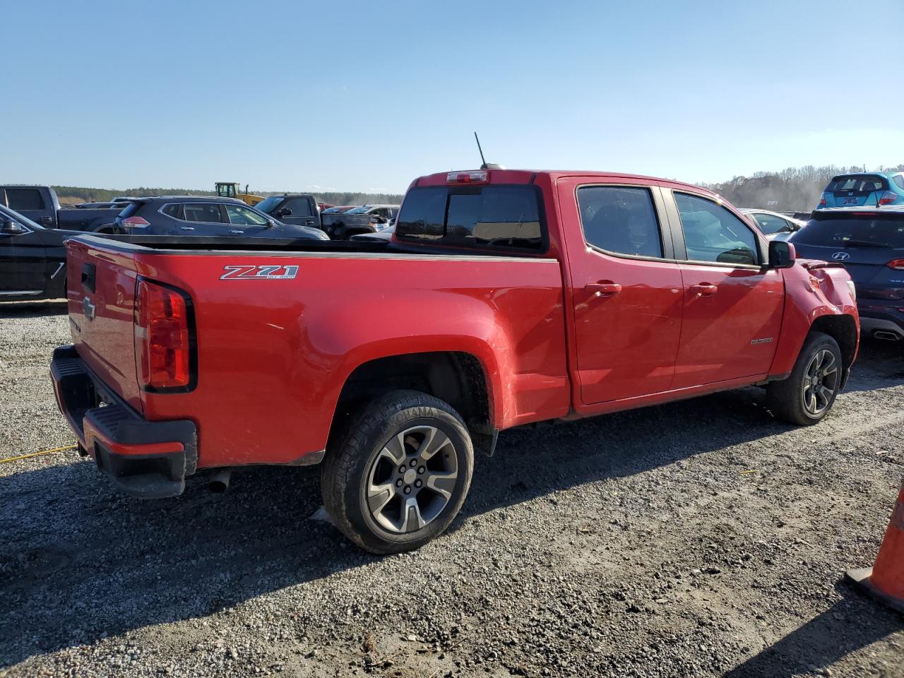 2017 Chevrolet Colorado - Image 3