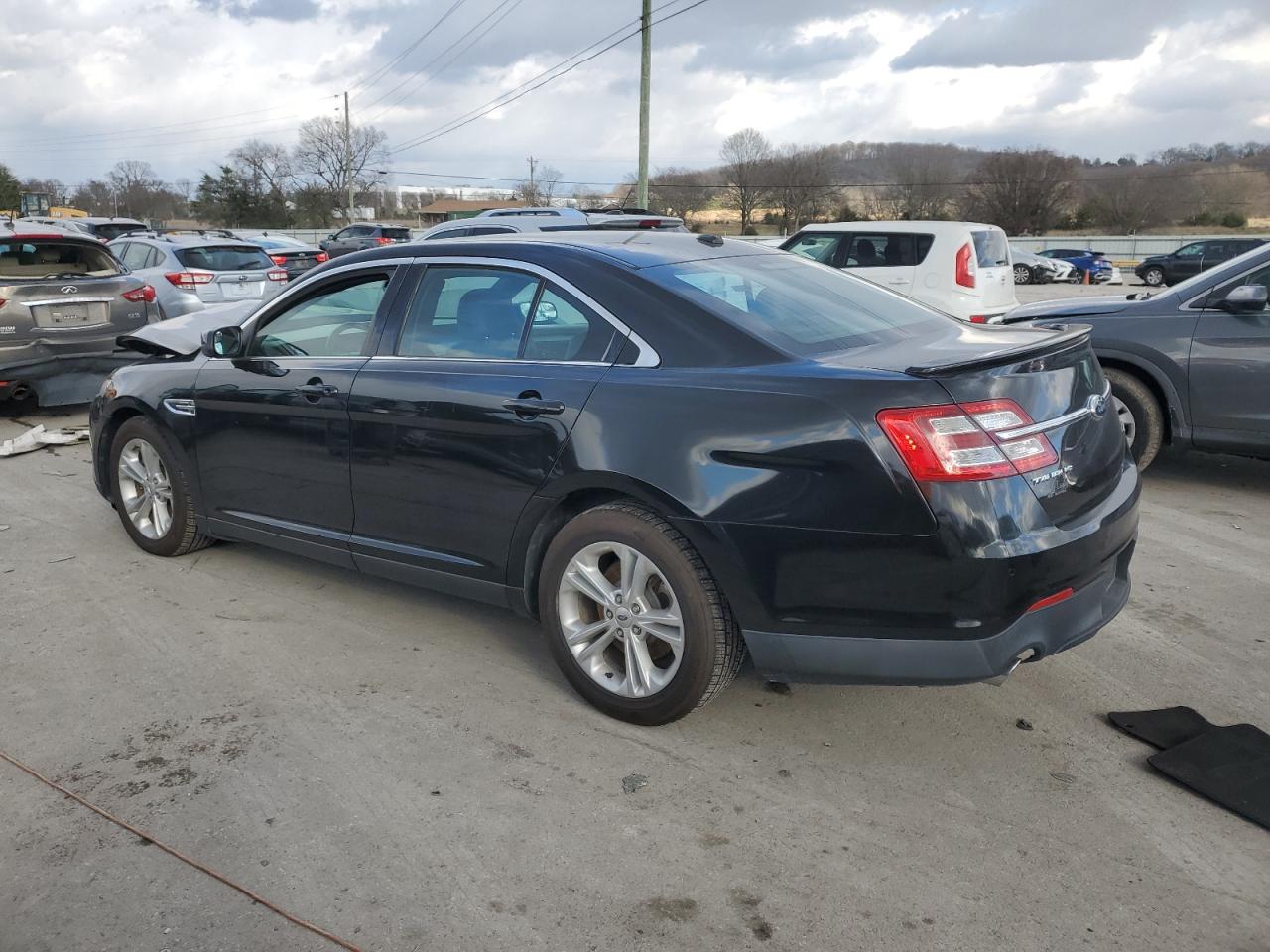 2013 Ford Taurus - Image 2