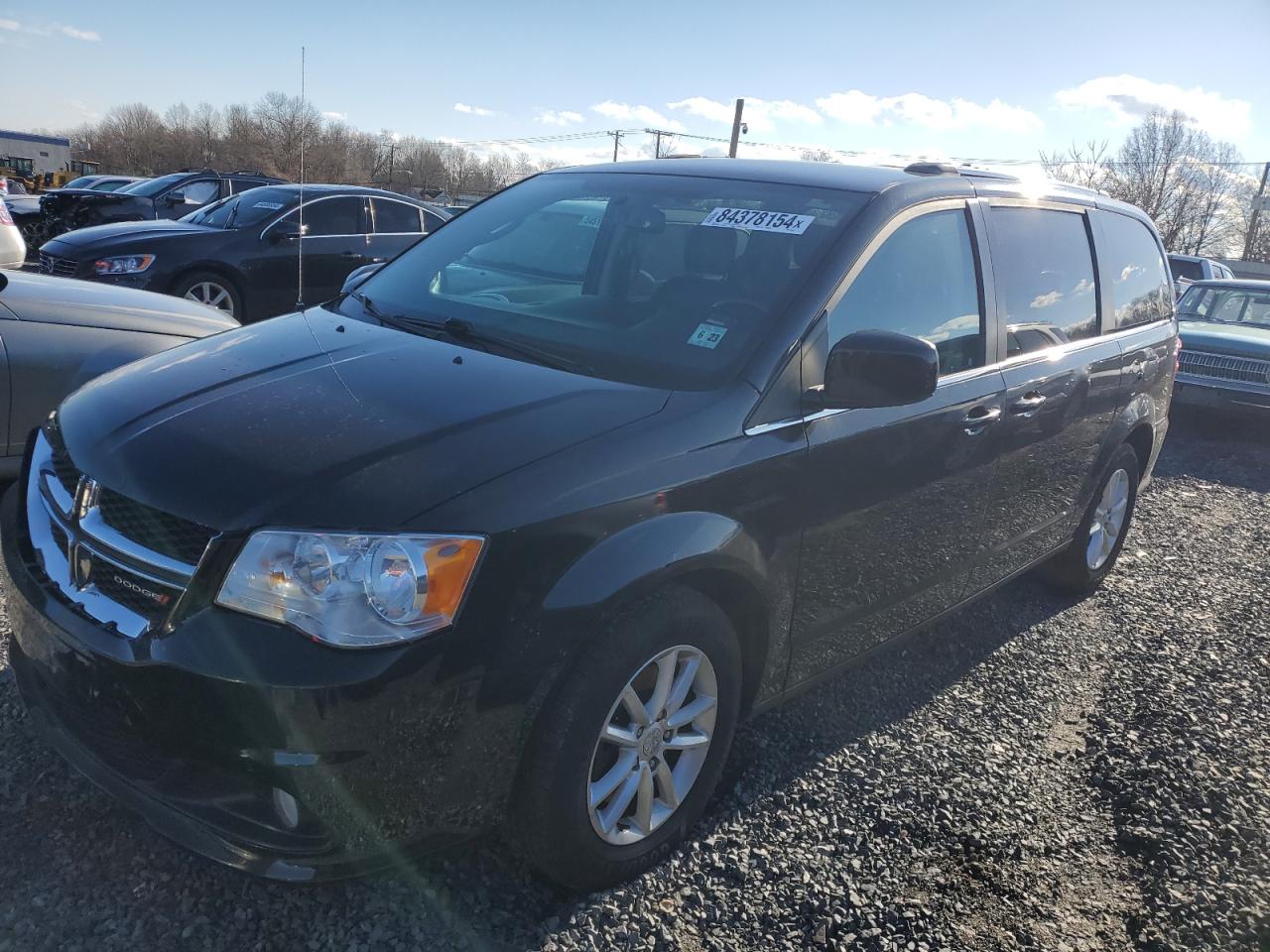2018 Dodge Caravan - Image 1