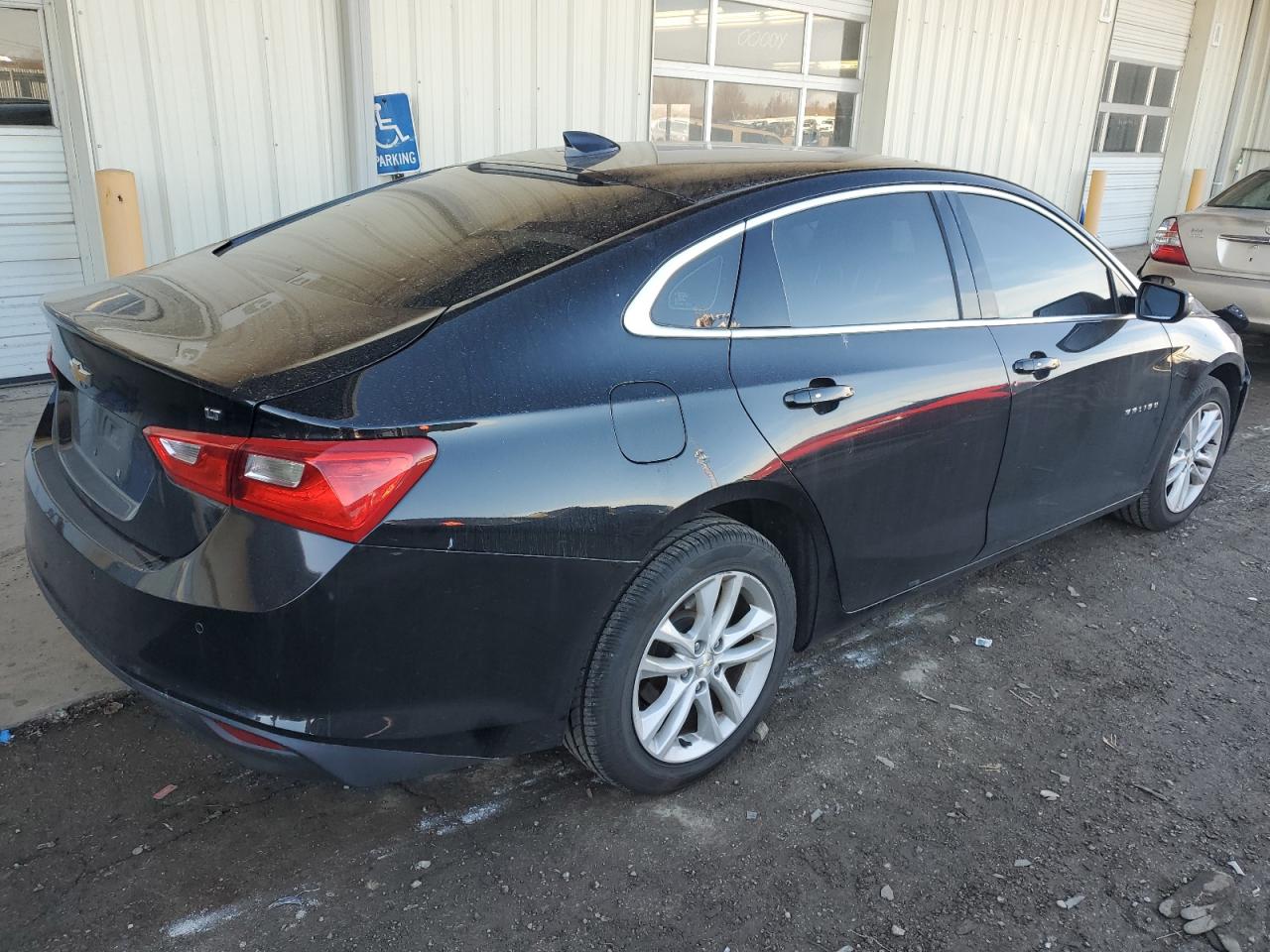 2018 Chevrolet Malibu - Image 3
