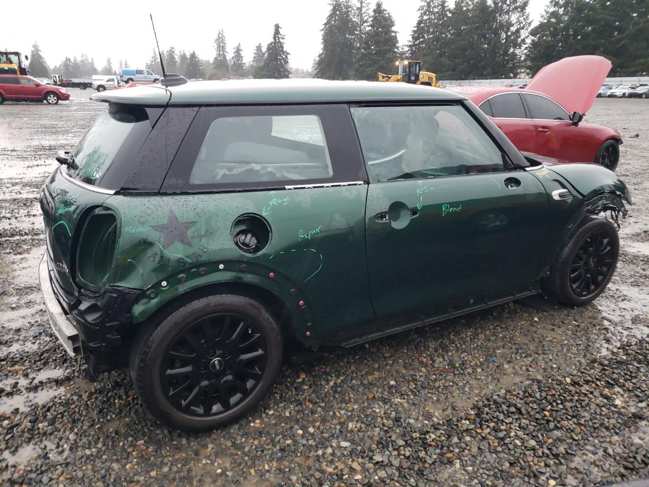 VIN WMWXP5C52J2G64126 2018 MINI COOPER no.3