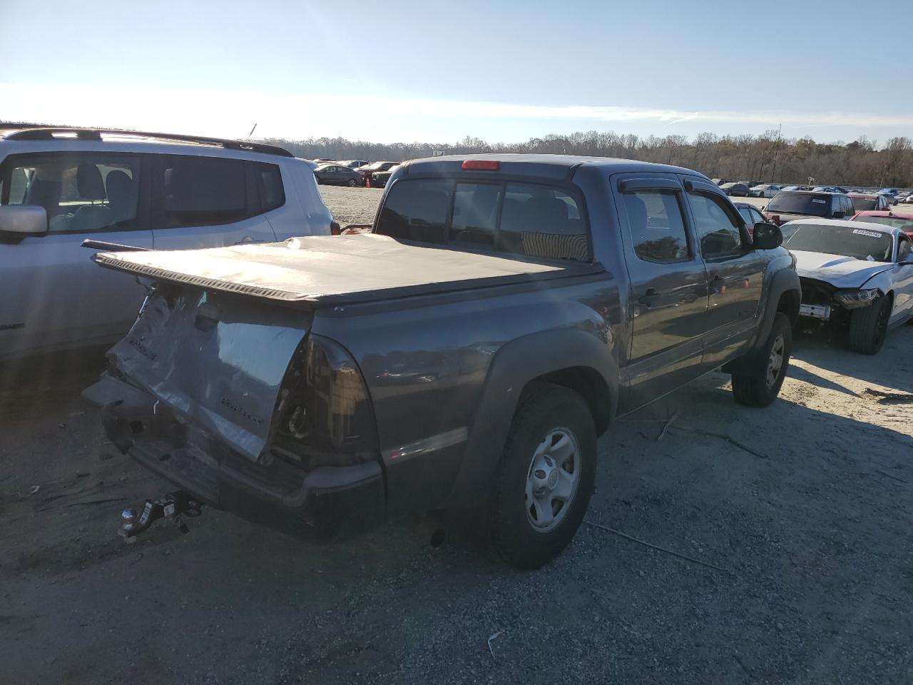 2013 Toyota Tacoma - Image 3
