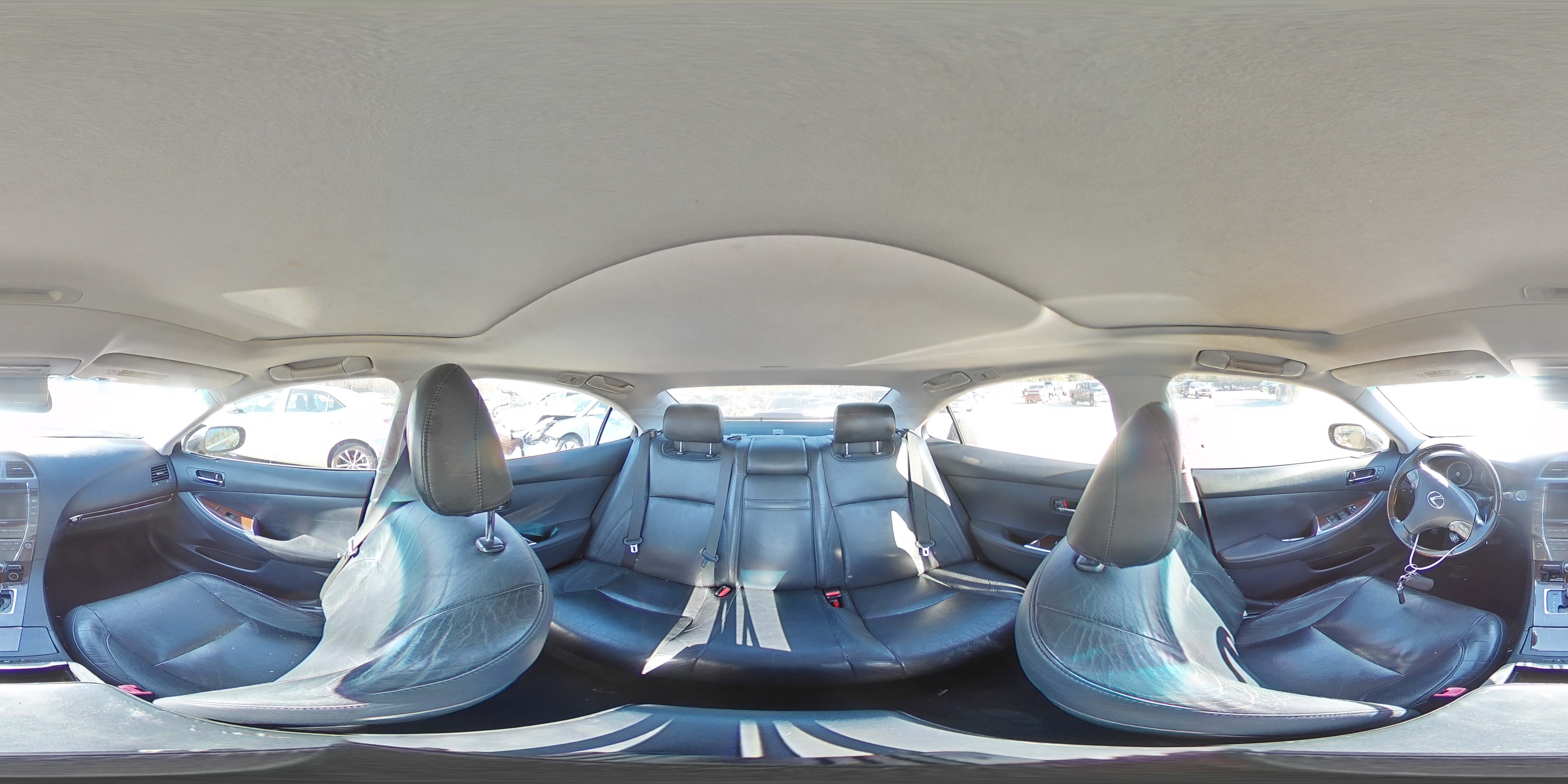 2012 Lexus ES - Image 13
