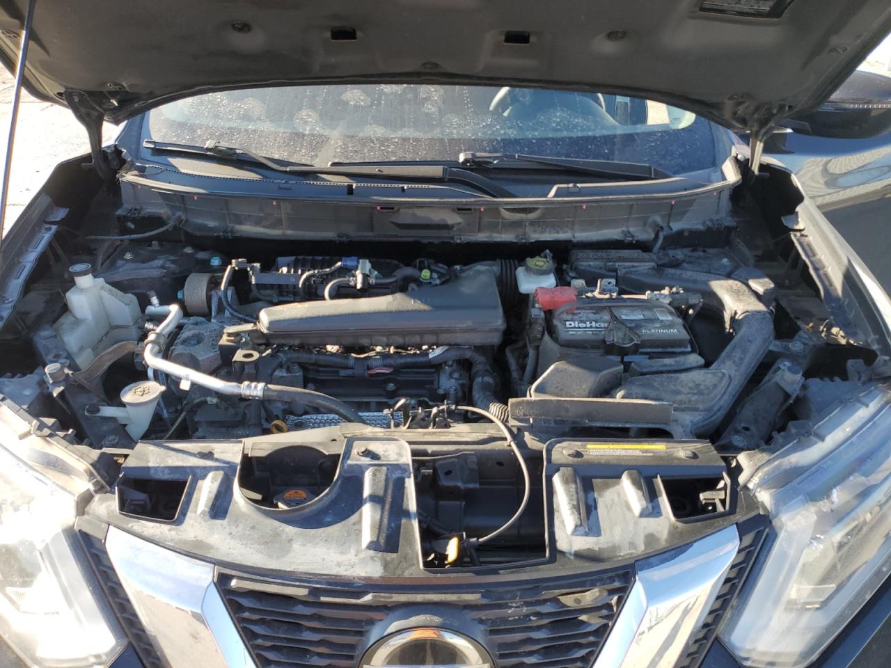 2018 Nissan Rogue - Image 14