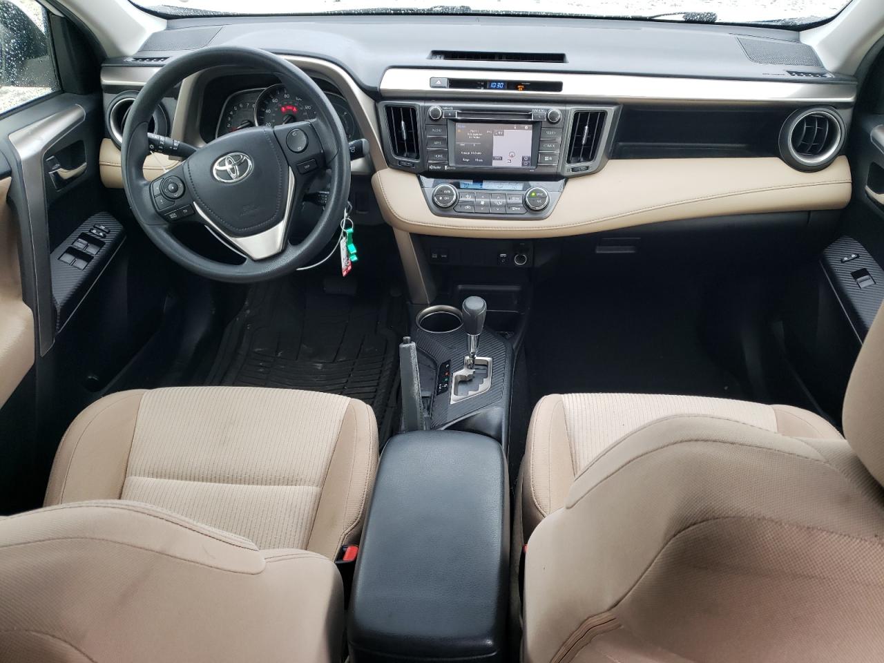 2015 Toyota RAV 4 - Image 8