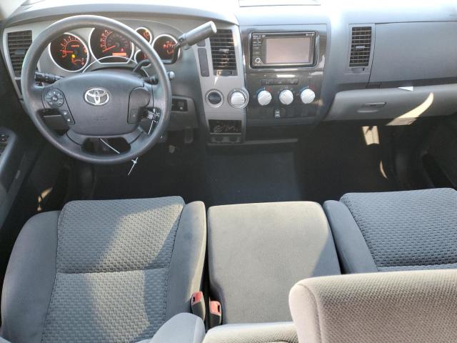  TOYOTA TUNDRA 2013 Серебристый