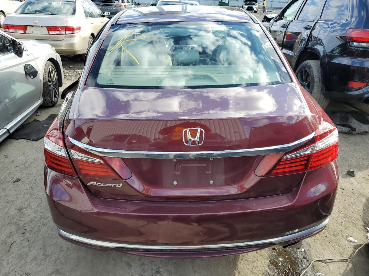 VIN 1HGCR2F39HA178951 2017 HONDA ACCORD no.6