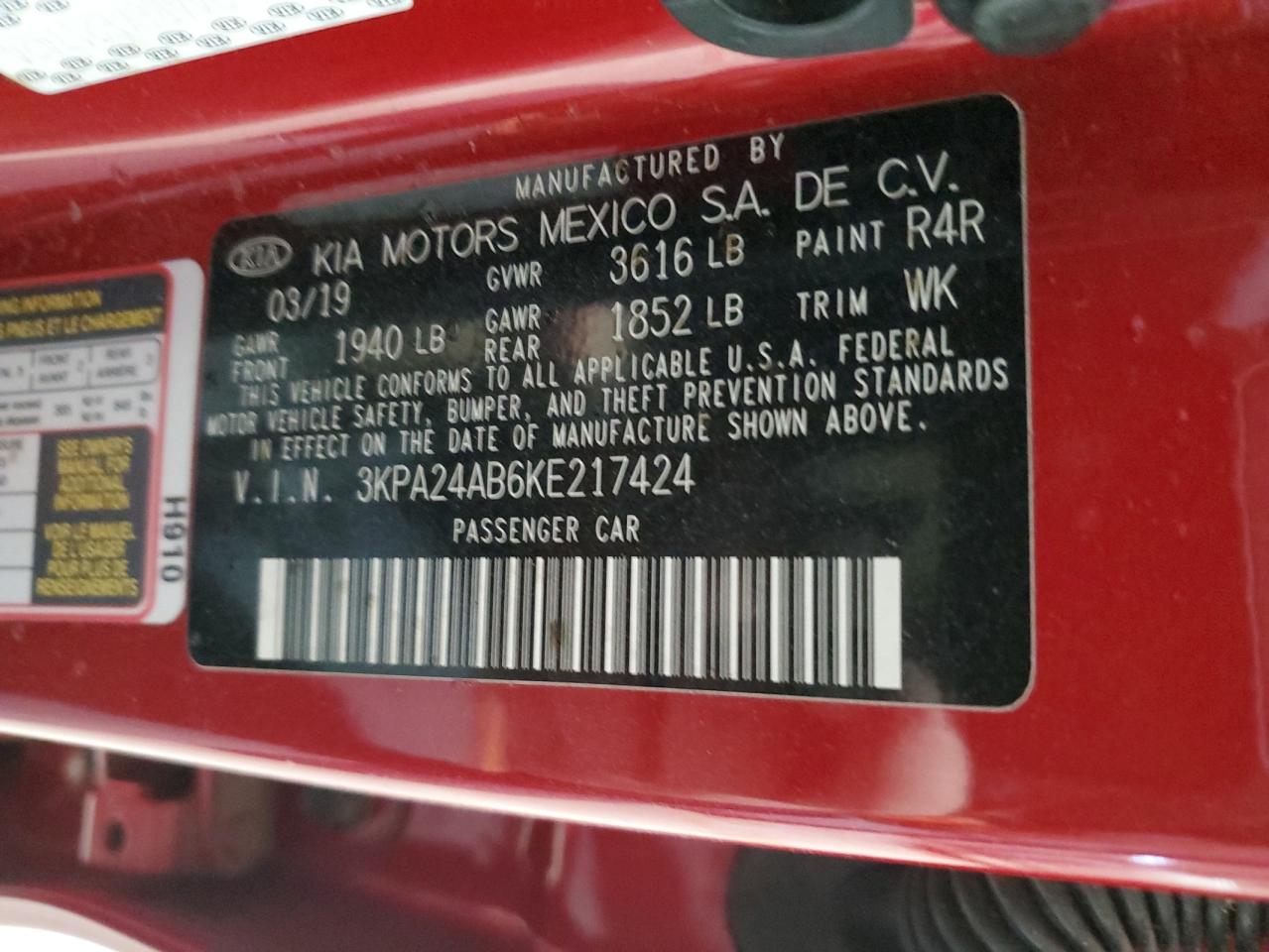 2019 Kia Rio - Image 12